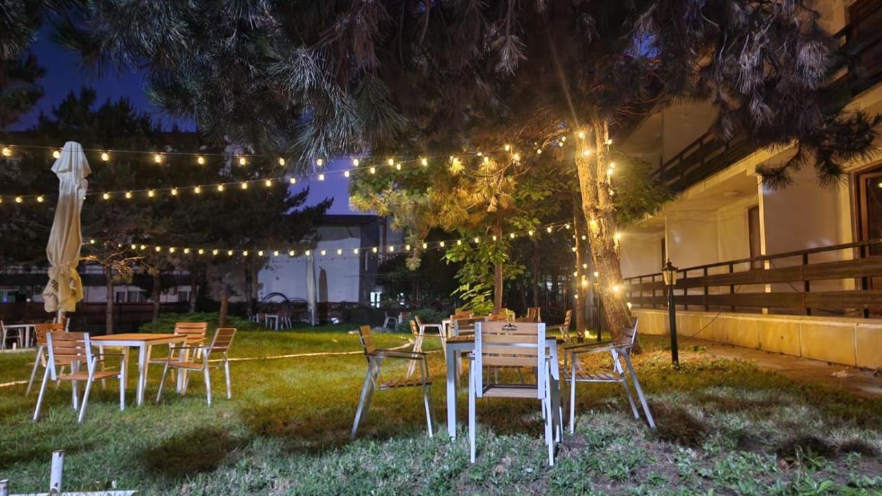 Hellen Residence Costinești Kültér fotó